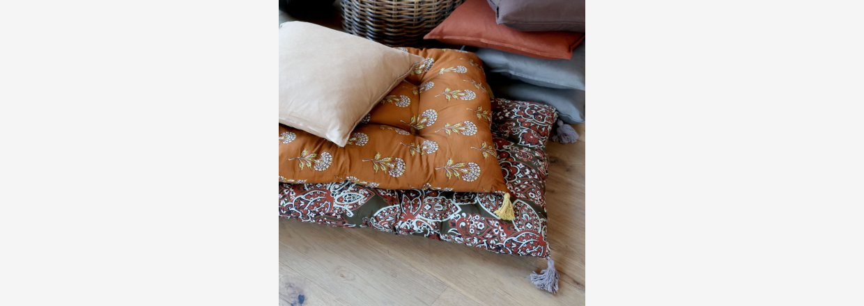 Chic Antique Aix puder, plaider og madrasser i flotte mnstre 