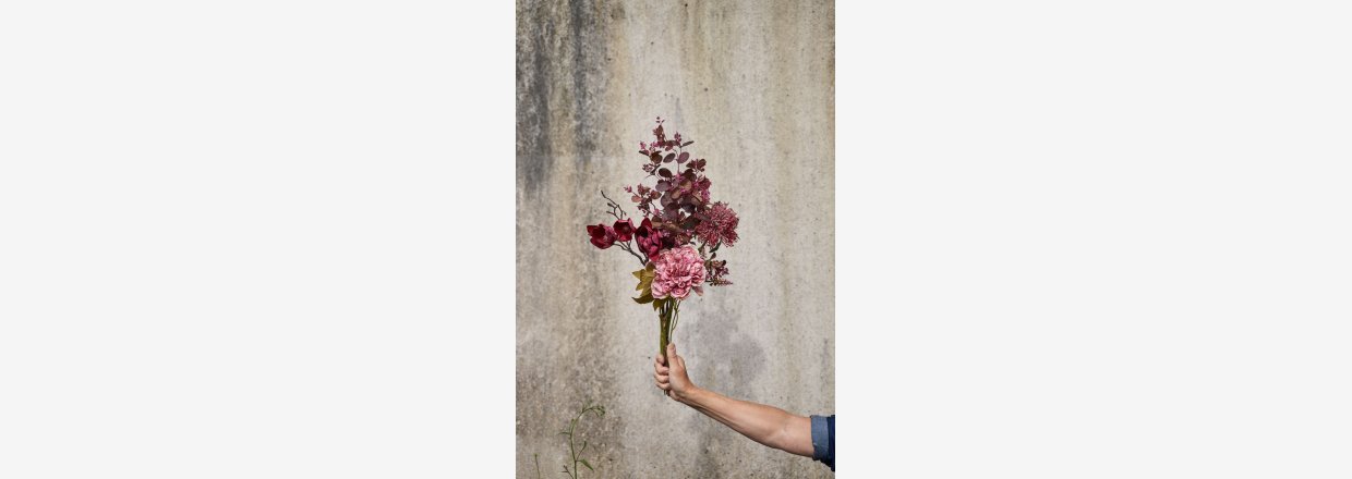 Kunstige Blomster: Smukke, Vedligeholdelsesfri Dekorationer til Hjemmet
