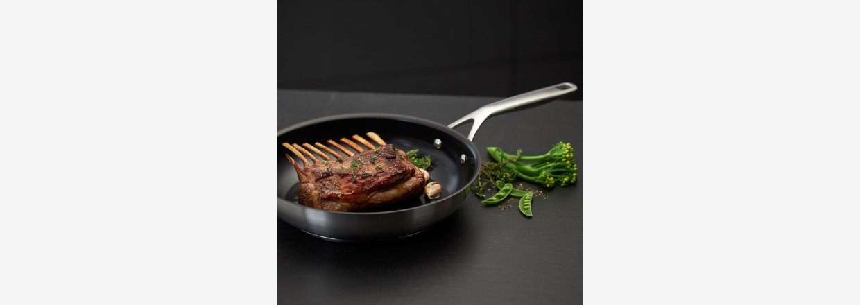 Mors: Hndvrkstradition og Funktionalitet Forenet i Gryder, Potter og Pander