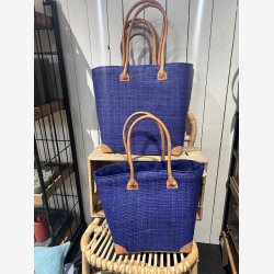 Madam Grskar - Strandtaske ensfarvet flet Marine bl