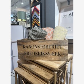  Trkasse i mangotr m. tekst 