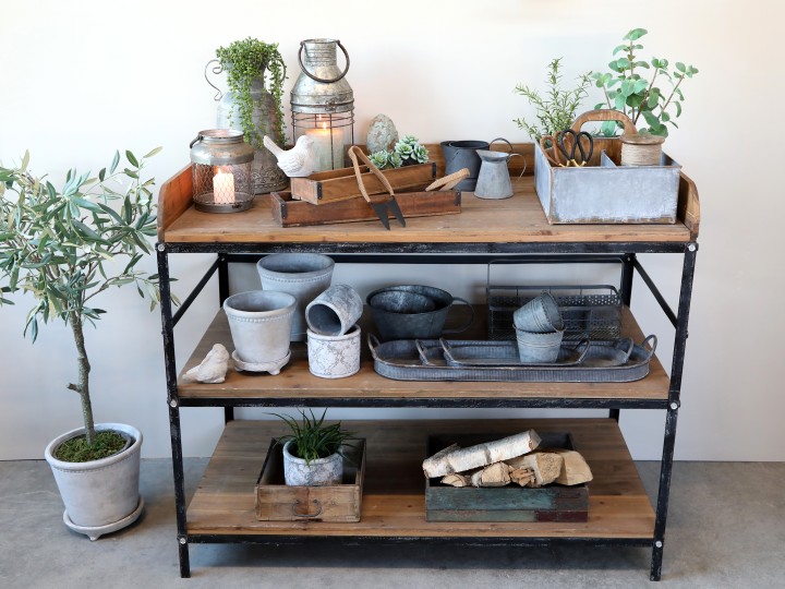 Chic Antique Anretterborde 