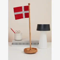 Spring Copenhagen - Bordflaget H: 39cm. 