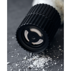 Nicolas Vah - Salt, Parmesan cheese &amp; basil, 320 g.