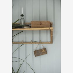 Ib Laursen rattan hylde m/ 3 knager B: 50 H: 25 D: 25