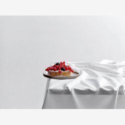 Sdahl Tiles damask dug Optisk hvid 140x370cm. 