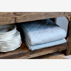 Chic Antique - Aix Quilt/Vattppe m/mlkedrengestriber 180 x 130 cm. 