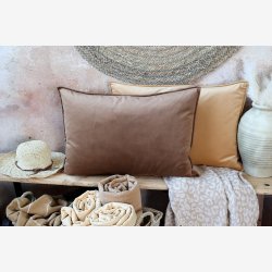 Chic Antique - Aix Pudebetrk i Velour, Nougat Brun, 50 x 70 cm.