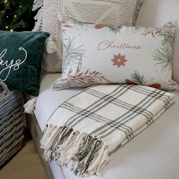 Chic Antique - Aix Paid af overskudsgarn m. tern, L150/B130 cm Oliven