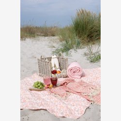 Chic Antique - Aix Quilt m. m�lkedrengestriber Rosa/hvid L180xB130 cm.