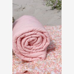 Chic Antique - Aix Quilt m. m�lkedrengestriber Rosa/hvid L180xB130 cm.
