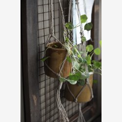 Ib Laursen hnger t/potte natur jute