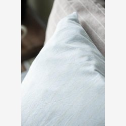 Ib Laursen - Pudebetrk lysebl m/tynde beige striber B50xL70cm