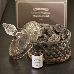 Speedtsberg - Duft diffuser m/lavasten &amp; 10ml Duft olie Magnolia Orchid