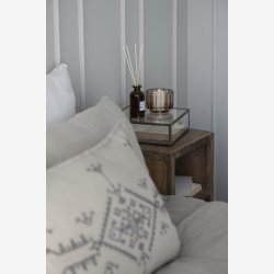 Ib Laursen glasske m/lg messing look B: 21,5 H: 7,3 L: 21,5cm.