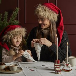 Speedtsberg - Dug Hvid m/broderi Jul 140x240cm Bomuld/Hr.