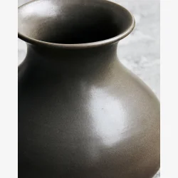 House Doctor - Vase Keramik Gr�n-Gr� H: 23 �: 25 cm.