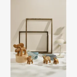 Spring Copenhagen - Ella elefant i Eg H: 9cm