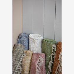 Ib Laursen kludetppe koral B: 60 L: 120 cm. 