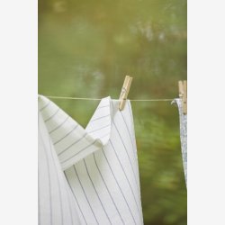 Ib Laursen viskestykke Anker hvid med bl striber 50x70 cm.