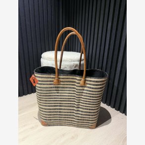 Madam Gr�skar - Strandtaske m. striber Sort/beige 45x34cm.