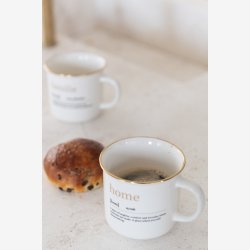 J-Line - Krus m/hank &amp; tekst "FAMILLE" �: 9,5 H: 9,5 cm. Porcel�n Hvid/Guld