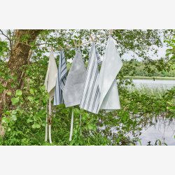 Speedtsberg - Viskestykke m/brede &amp; smalle striber L: 50 B: 70 cm. Lyse/Mrkebl 