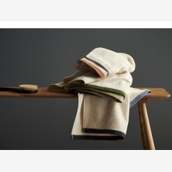 Sdahl Contrast hndklde Toffee brown 70x140cm.