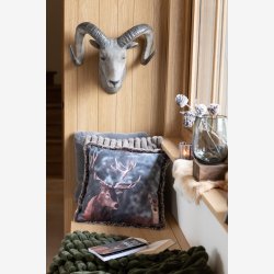 J-Line - Gede Hoved V�gfigur Gr� Poly H: 22 B: 48 D: 28 cm. 