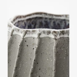 House Doctor - Urtepotte Keramik Gr�/Beige H: 14 �: 18 cm.