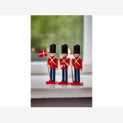 Celebrate Garder 6,2 x 6,2 x 15 cm 3 stk. Rd/Sort