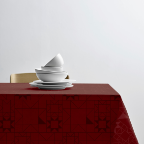 S�dahl Star damask dug r�d 140x370 cm. 