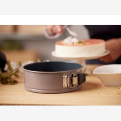 Blomsterbergs Springform Dia 24 cm Latte