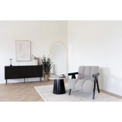 House Nordic - Kyoto Sknk, 3 skuffer, 2 lger, egefiner, smoked, sorte metalben<br />150x40x74 cm