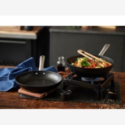 HOLM - Stegepande Sort 28cm.