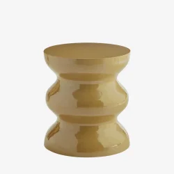 Madam Stoltz - Jern skammel