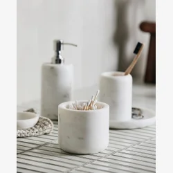 NORDAL - S�bedispenser Hvid Marmor H: 13 �: 8 cm. 