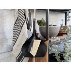 Chic Antique - Fejebakke m. kost H34/L23/B7,5 cm sort