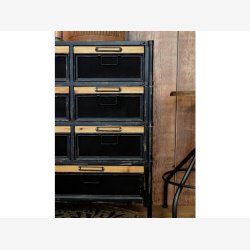 Chic Antique - Factory Kommode m/11 skuffer Patineret sort H86,5xB107xL34cm.