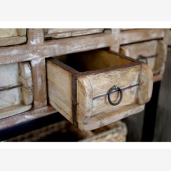 Chic Antique - Grimaud Sidebord m. 6 murstensforme og 1 hylde, H76/L57/B33cm.