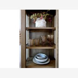 Chic Antique - Vitrineskab m. 2 lger og hylder, natur