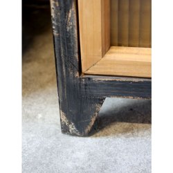 Chic Antique - Vitrineskab m. 4 hylder og rillede glaslger H150,5/L70/B35,5 cm natur