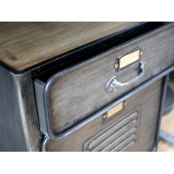 Chic Antique - Factory Kommode/Skab m/hjul og skuffe Patineret gr H54xB47xL34,5cm Jern.