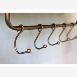 Chic Antique - Gl. Hylde m. 5 knager