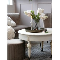 Chic Antique - Marie Antoinette Sofabord m/hjul Patineret creme 70xH46cm.