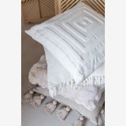 J-Line - Pudebetr�k m. frynser Hvid Viskose/bomuld 45x45x12cm.