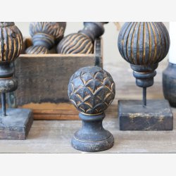 Chic Antique opsats kogle H: 12cm. 