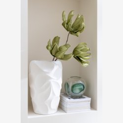 J-Line - Vase Mirena Hvid H: 43 �: 27,5 cm. Keramik