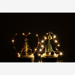 J-Line - Dekoration m/LED Batteri lys - Hjerte &amp; Bamse / Juletr &amp; Snemand H: 17 B: 13,5 D: 9,5 cm. 