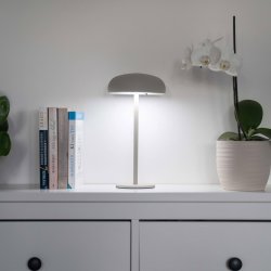 My Cozy House - Isolde LED touch bordlampe Sort eller Beige